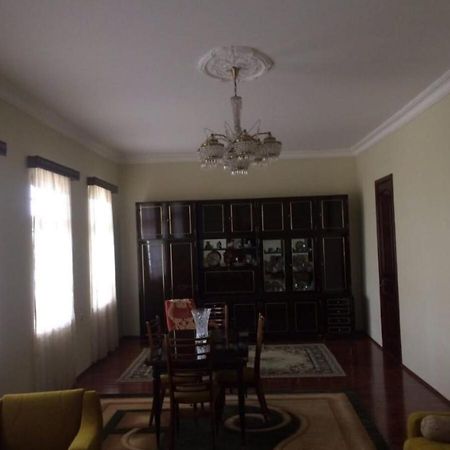 Kobuleti 4-Bedroom Apartment エクステリア 写真