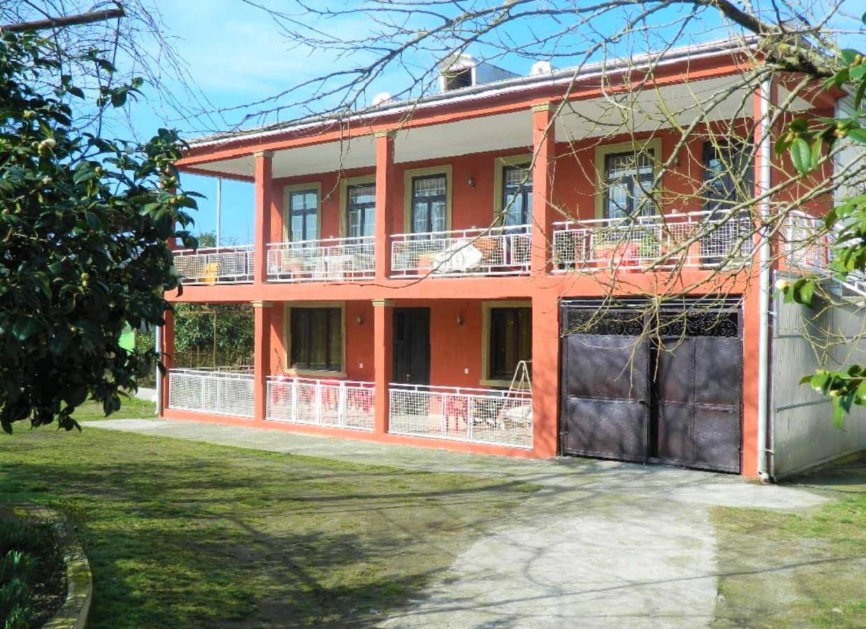 Kobuleti 4-Bedroom Apartment エクステリア 写真