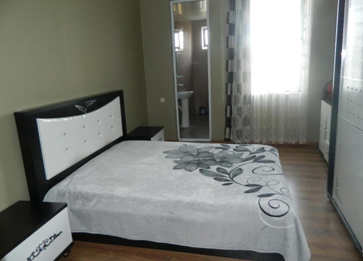 Kobuleti 4-Bedroom Apartment エクステリア 写真
